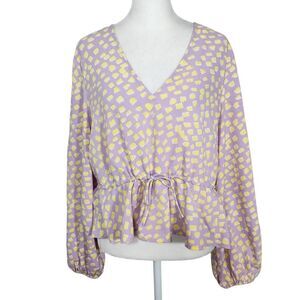 Vero Moda Purple Yellow Print Blouse NWT Size XL Petite Light Purple V-Neck Top
